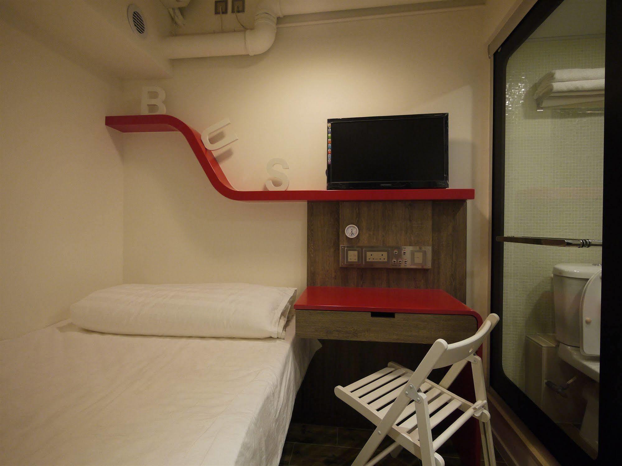 Panda'S Hostel - Hot Dog Bus Hong Kong Ngoại thất bức ảnh