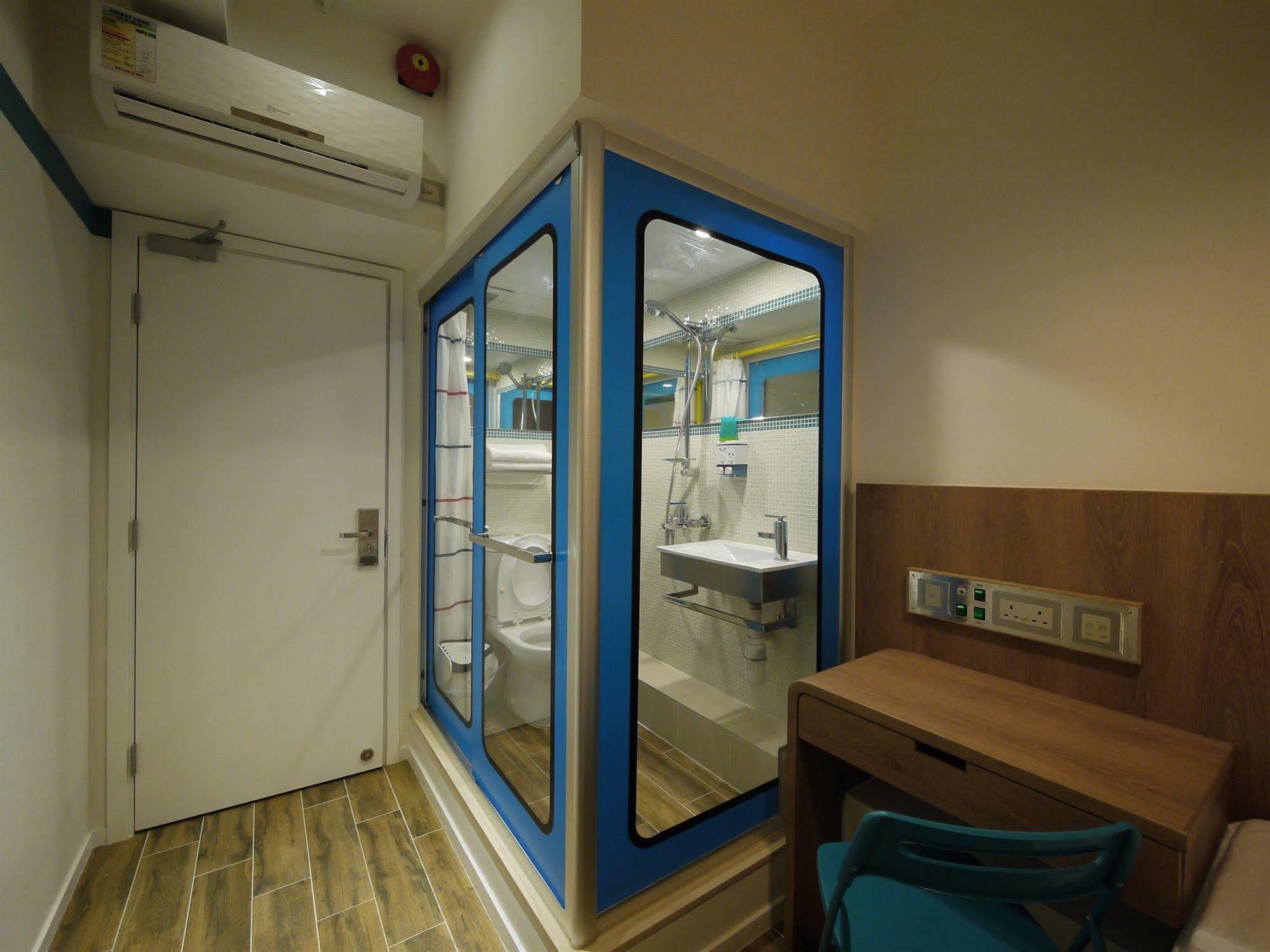 Panda'S Hostel - Hot Dog Bus Hong Kong Ngoại thất bức ảnh